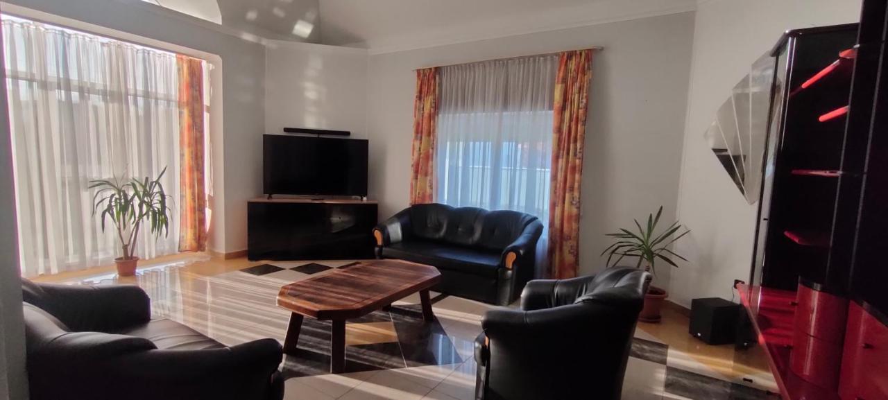Nikolux Apartman Hajdúszoboszló Екстериор снимка