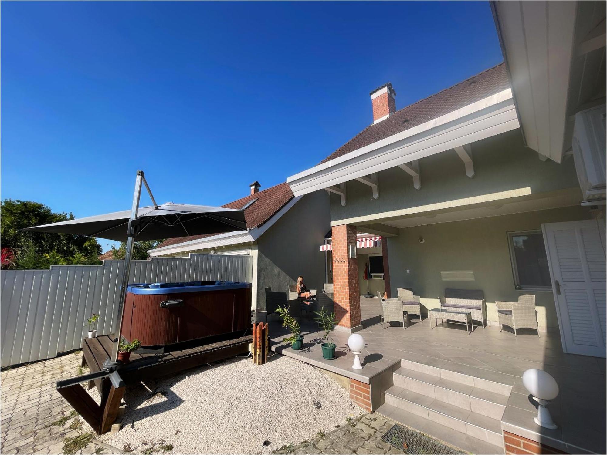 Nikolux Apartman Hajdúszoboszló Екстериор снимка